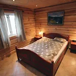 Three-bedroom In 別荘 *