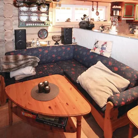 Vakantiehuis Three-bedroom In *