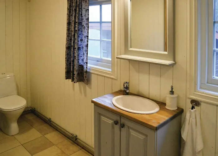 Three-bedroom In Feriehus Sjusjoen