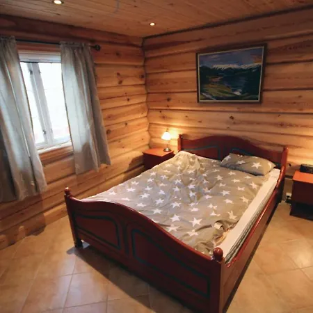 Three-bedroom In בית נופש *